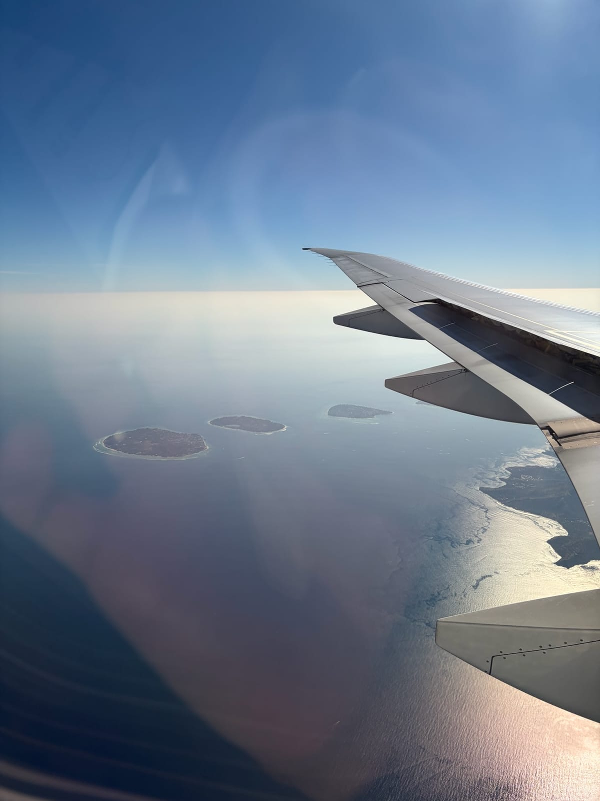飛行機から見えたギリ3島