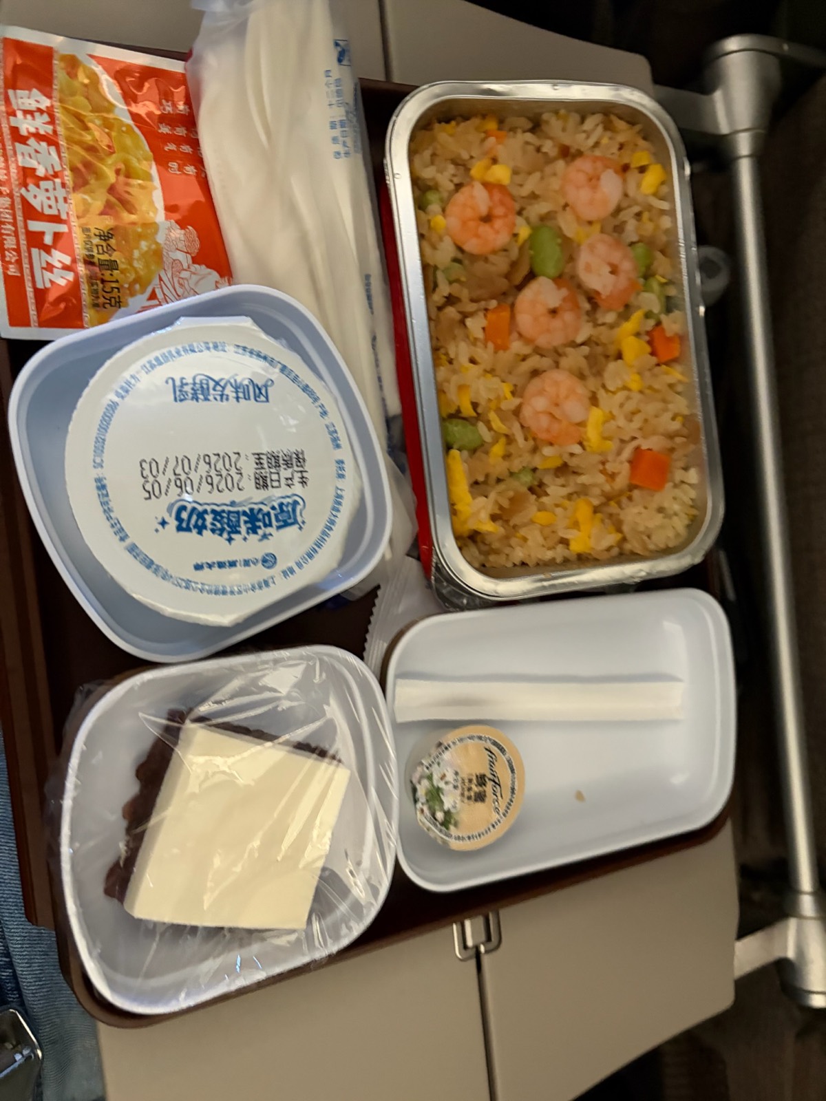 中国東方航空の機内食