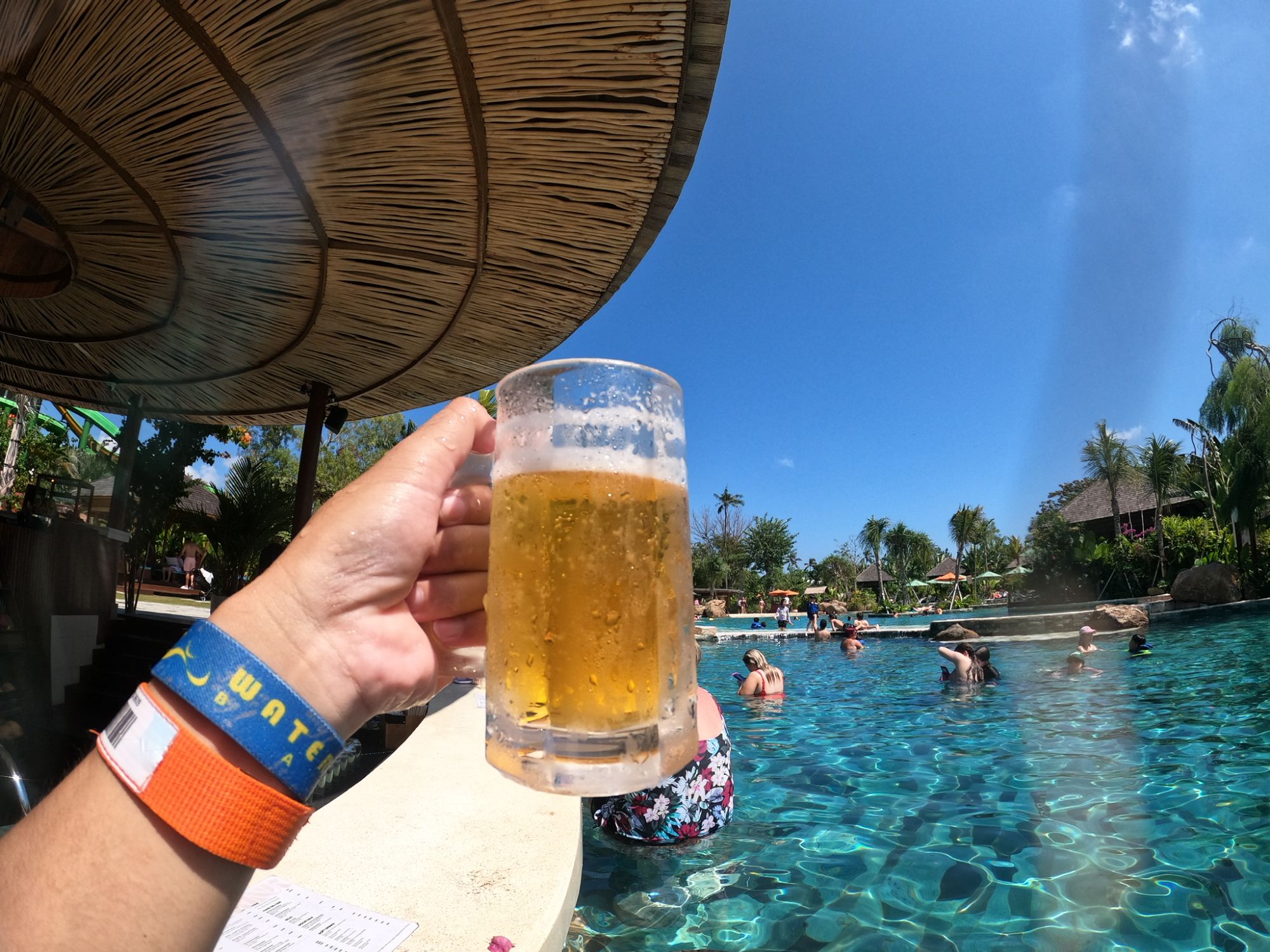 ウォーターボムでビール